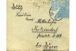 <p>"Waiting longingly ..." Love Letters in World War I. A Plea for a Broader Genre Concept</p>